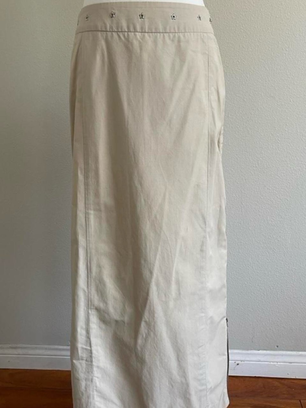 Guess Cream Maxi Skirt with Subtle Waist Studs